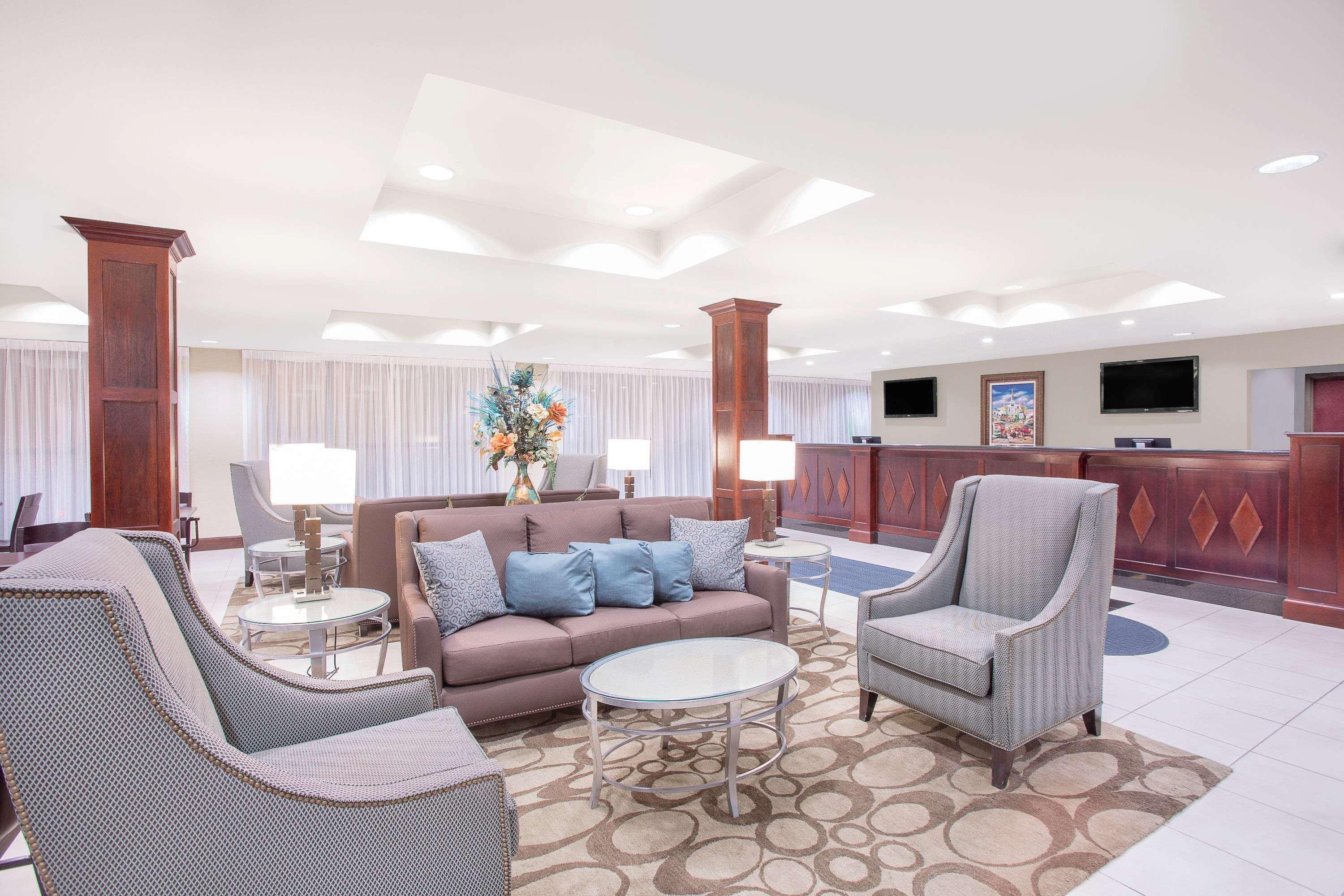 Holiday Inn Express - Gulfport Beach By Ihg Ngoại thất bức ảnh