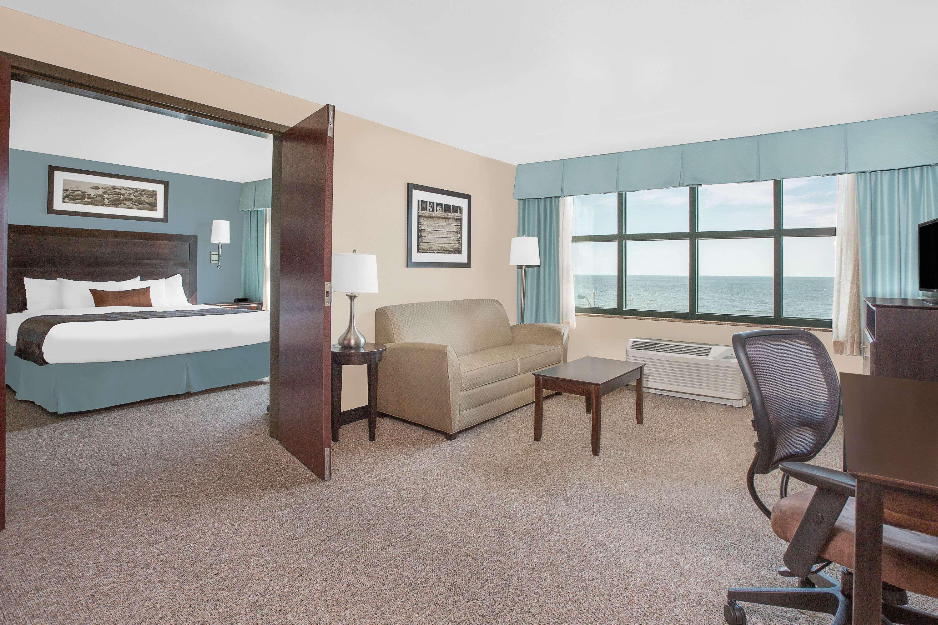 Holiday Inn Express - Gulfport Beach By Ihg Ngoại thất bức ảnh