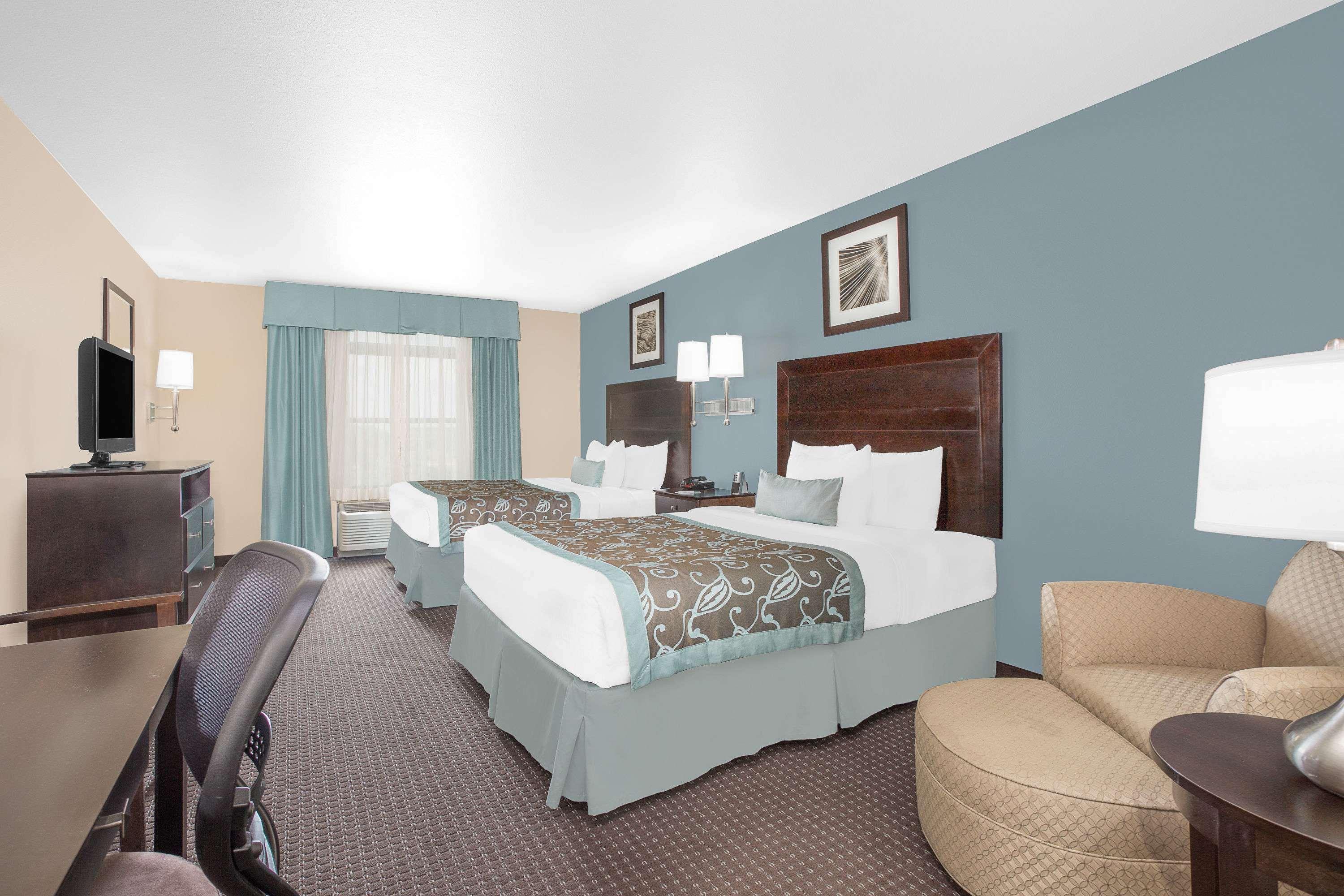 Holiday Inn Express - Gulfport Beach By Ihg Ngoại thất bức ảnh