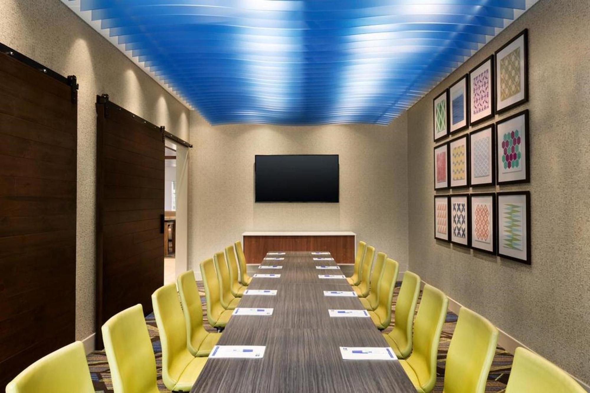 Holiday Inn Express - Gulfport Beach By Ihg Ngoại thất bức ảnh
